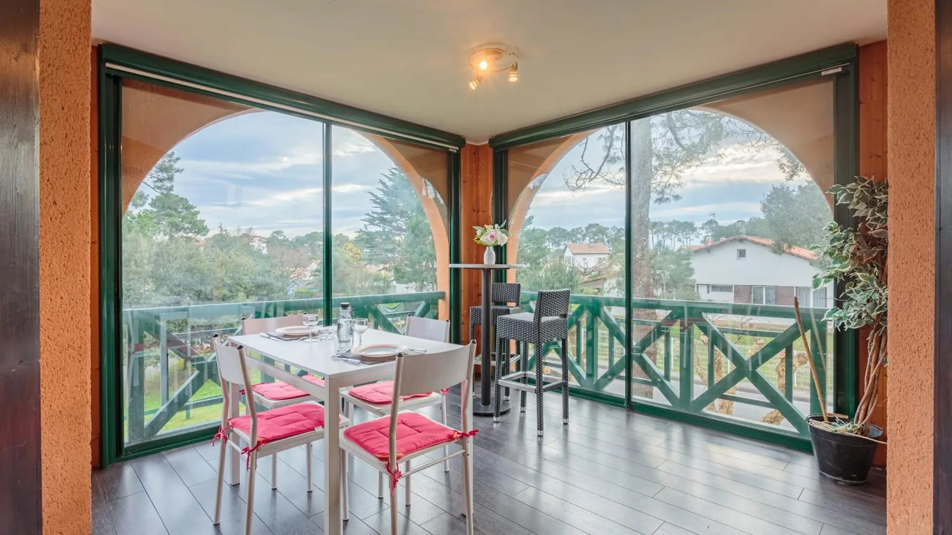 Le Landais Wifi Terrasse Plage 0*, تارنوس